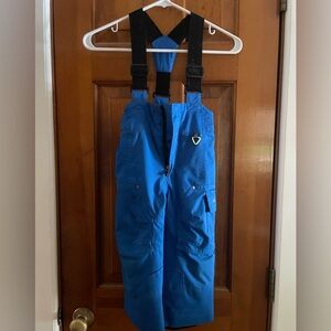 Size 2 toddler snow pants.